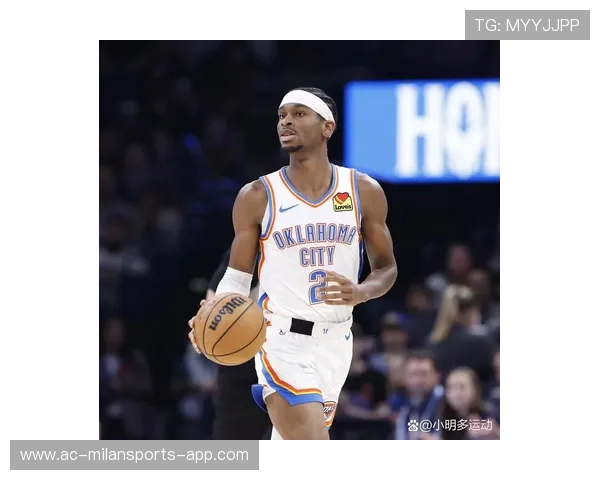 NBA巅峰对决：抢断后一条龙飞扣的震撼瞬间