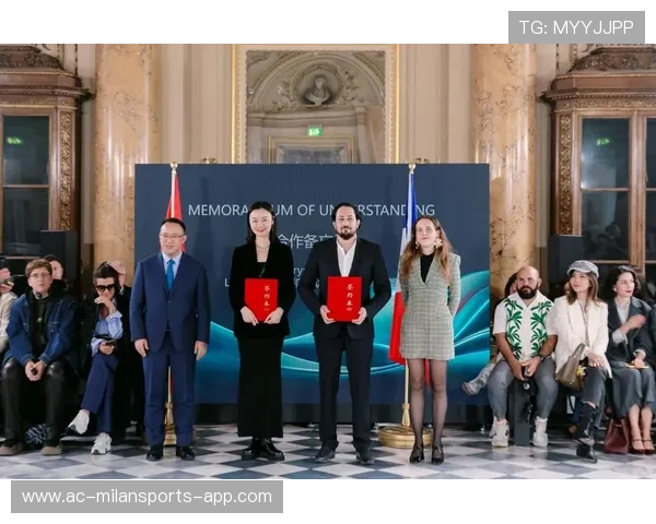 巴黎高层集体督训,巴黎总监 巴黎高层集体督训,巴黎总监