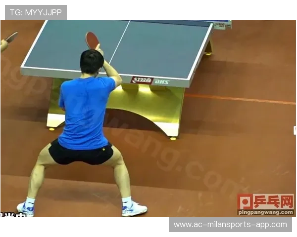正手挑打教学 乒乓球近台短球进攻技巧，乒乓球正手近台快攻技术动作是在球的中部触球
